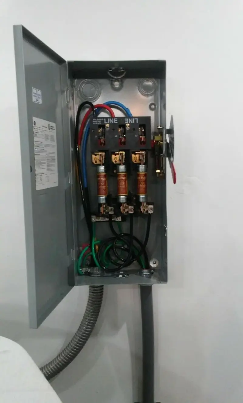 Three-phase disconnect switch installed for Electrical Wiring & Rewiring in McLoud